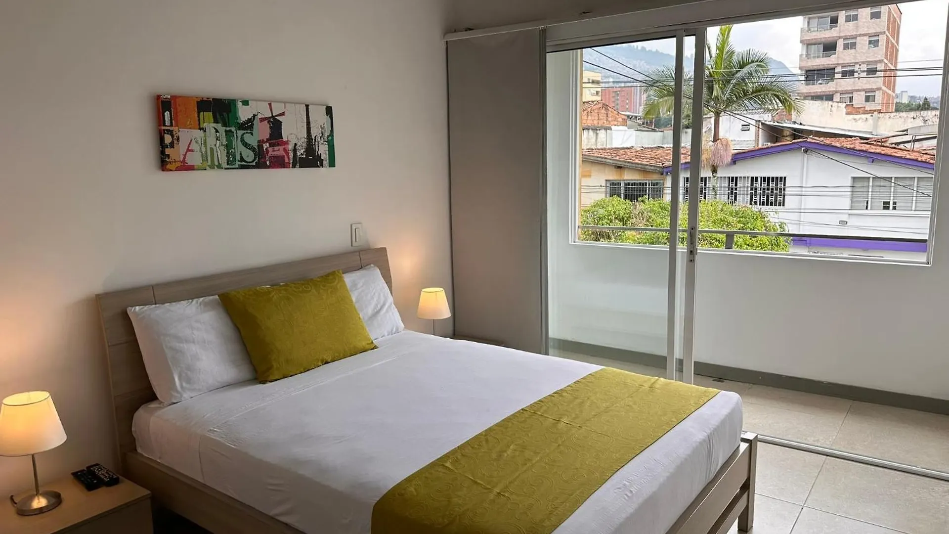 Amoblados Medellin Estadio Apartment